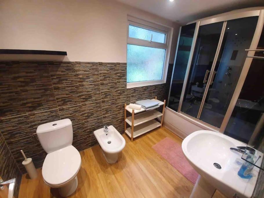 Amazing Flat In The Middle Of The Golf Course Apartment Manchester Exterior photo